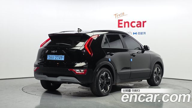 Kia Niro EV Air 2024 — фото 2