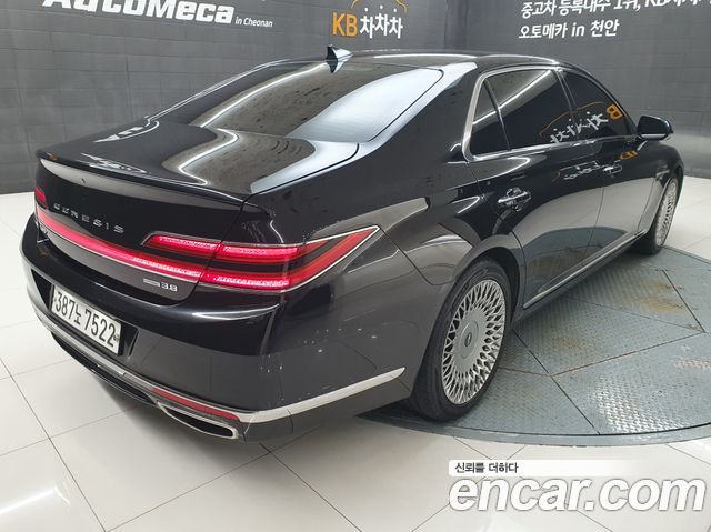 Genesis G90 3.8 AWD Premium Luxury 2019 — фото 2