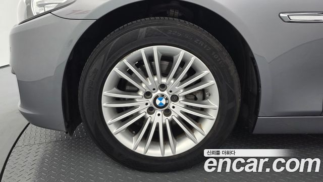 BMW 5 Series (F10) 520d xDrive 2015 — фото 5