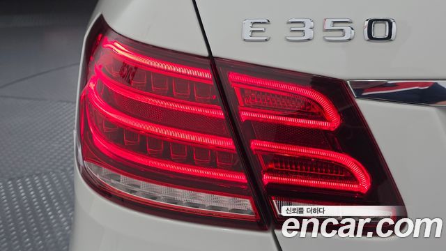 Mercedes-Benz E-Class (W212) E350 4MATIC Avantgarde 2014 — фото 23