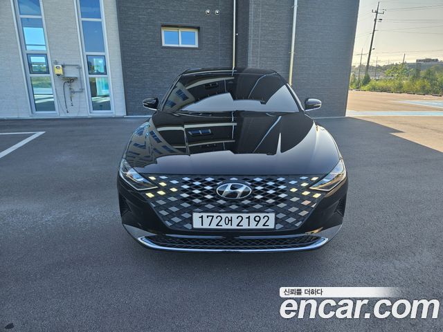 Hyundai Grandeur (IG) 3.0 LPi Rent Car Modern