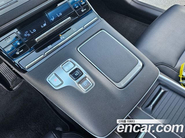 Hyundai Grandeur (IG) 3.0 LPi Rent Car Modern 2021 — фото 20