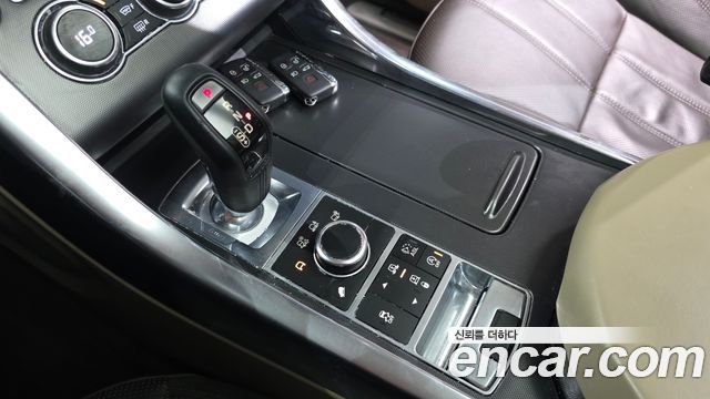 Land Rover Range Rover Sport (II) 3.0 SC HSE Dynamic 2014 — фото 9