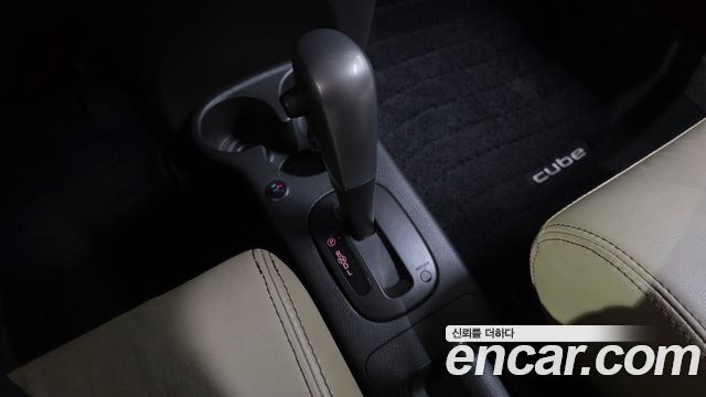 Nissan Cube 1.8 S Z12 2014 — фото 9