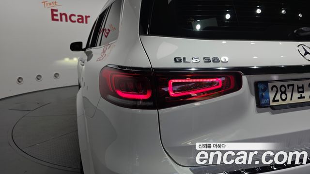 Mercedes-Benz GLS-Class (X167) GLS580 4MATIC 2021 — фото 29