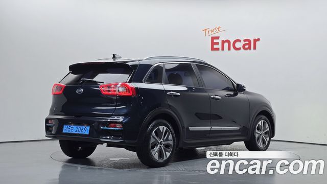 Kia Niro EV Prestige 2021 — фото 2