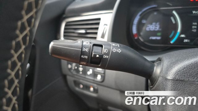 Kia Niro EV Prestige 2021 — фото 16