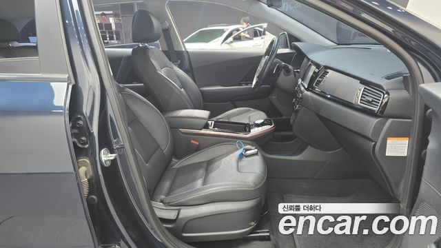 Kia Niro EV Prestige 2021 — фото 26