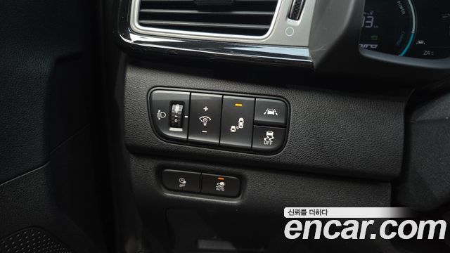 Kia Niro EV Prestige 2021 — фото 27