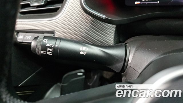 Renault Korea XM3 1.6 GTe Inspire 2024 — фото 31