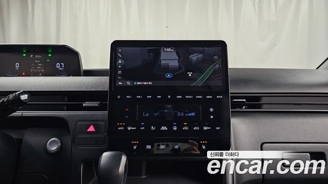 Hyundai Staria Tourer 11-Seater Modern 2022 — фото 14