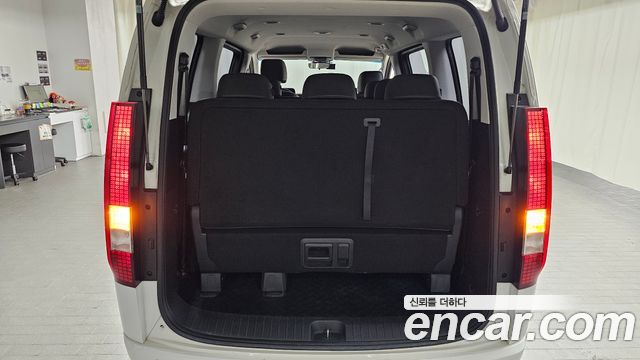 Hyundai Staria Tourer 11-Seater Modern 2022 — фото 20