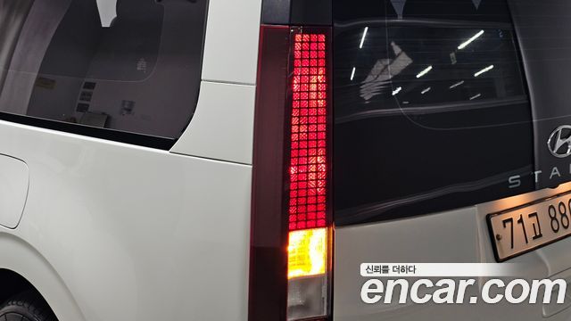 Hyundai Staria Tourer 11-Seater Modern 2022 — фото 23