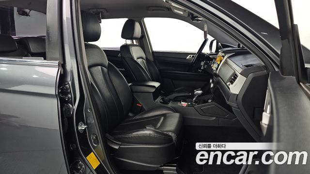 KG Mobility (SsangYong) Rexton Sports Diesel 2.2 2WD Adventure 2019 — фото 10
