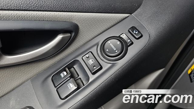 Hyundai Grand Starex Camping car 2021 — фото 12