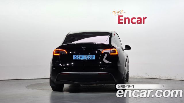 Tesla Model Y RWD 2024 — фото 4