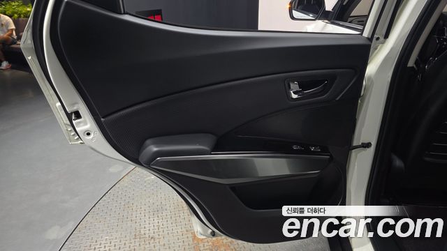 KG Mobility (SsangYong) Tivoli Air 1.5 Upbeat 2WD 2022 — фото 25