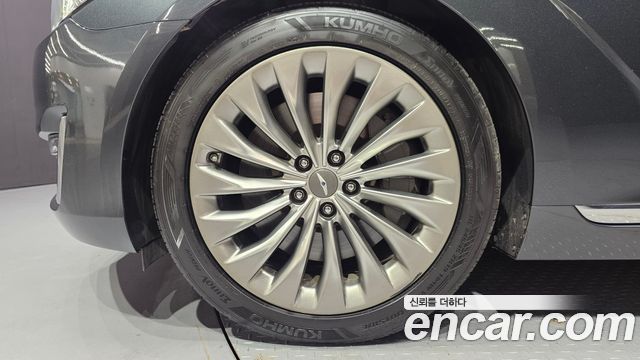 Genesis EQ900 3.8 GDI AWD Premium Luxury 2018 — фото 5
