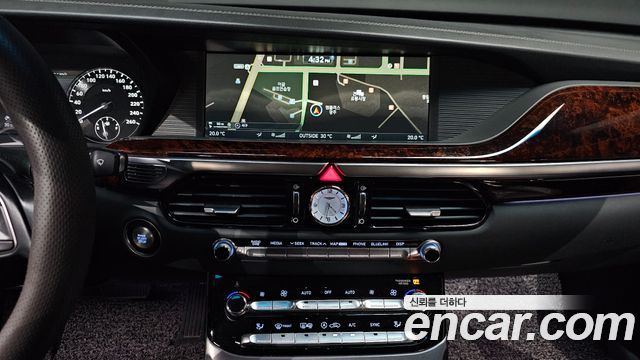 Genesis EQ900 3.8 GDI AWD Premium Luxury 2018 — фото 15