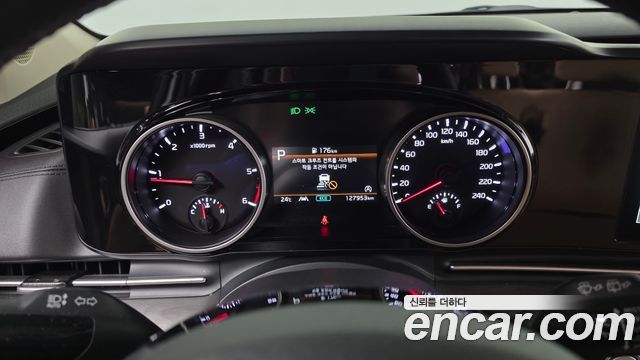 Kia Carnival (IV) Diesel 9-Seater Prestige 2023 — фото 8