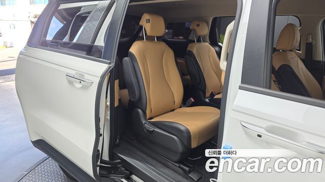 Kia Carnival (IV) Diesel 9-Seater Prestige 2023 — фото 12