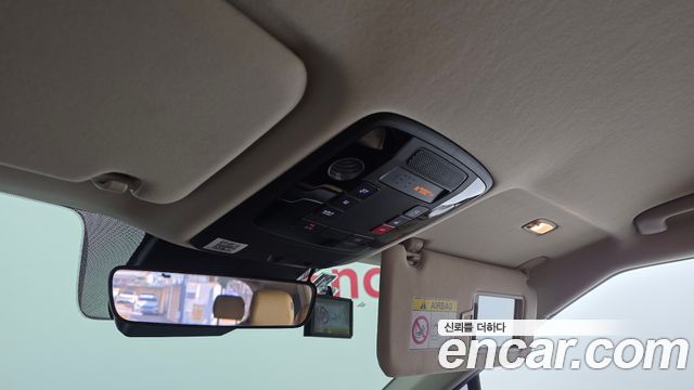 Kia Carnival (IV) Diesel 9-Seater Prestige 2023 — фото 17