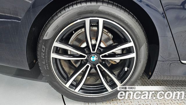 BMW 7 Series (G11) 730Ld xDrive M Sport 2017 — фото 5
