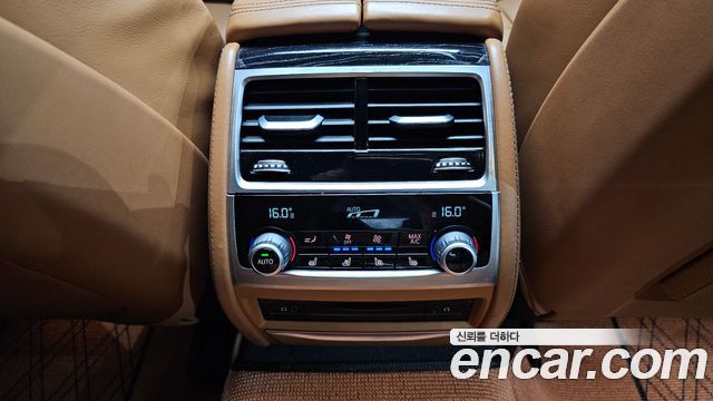 BMW 7 Series (G11) 730Ld xDrive M Sport 2017 — фото 17