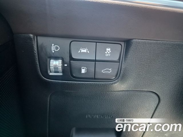 Hyundai Grandeur (IG) 2.5 Exclusice 2020 — фото 19