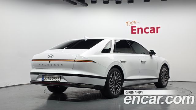 Hyundai Grandeur Hybrid (GN7) Calligraphy 2023 — фото 2