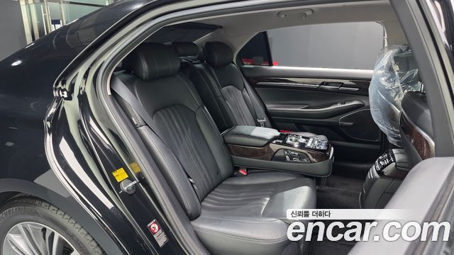 Genesis EQ900 3.8 GDI AWD Premium Luxury 2016 — фото 11