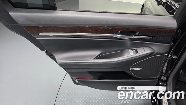 Genesis EQ900 3.8 GDI AWD Premium Luxury 2016 — фото 25