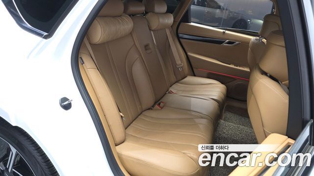 Genesis G80 (RG3) Gasoline 2.5 Turbo 2WD 2025 — фото 11