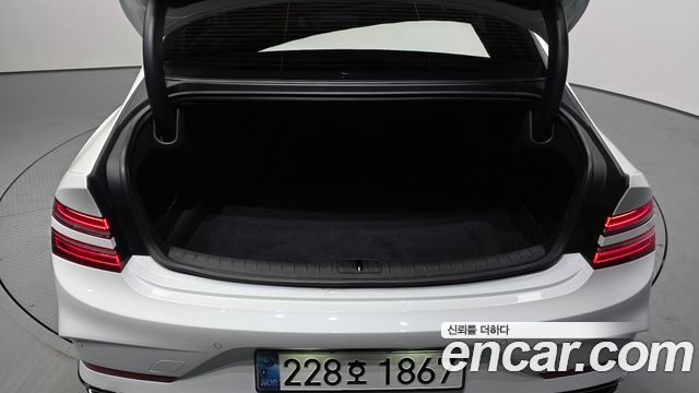 Genesis G80 (RG3) Gasoline 2.5 Turbo 2WD 2025 — фото 33