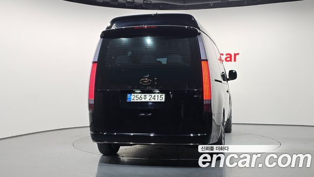 Hyundai Staria 4WD Lounge 9-Seater Limousine 2023 — фото 4