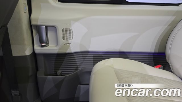Hyundai Staria 4WD Lounge 9-Seater Limousine 2023 — фото 25