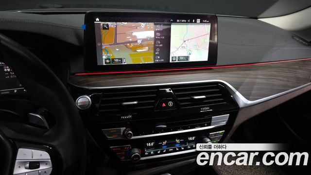 BMW 5 Series (G30) 530e Luxury 2021 — фото 14