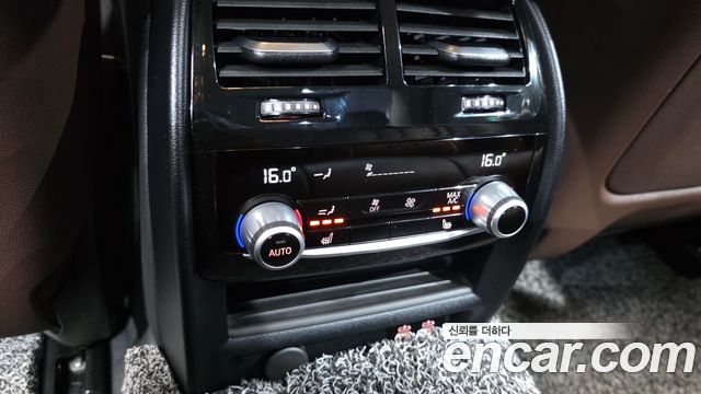 BMW 5 Series (G30) 530e Luxury 2021 — фото 18