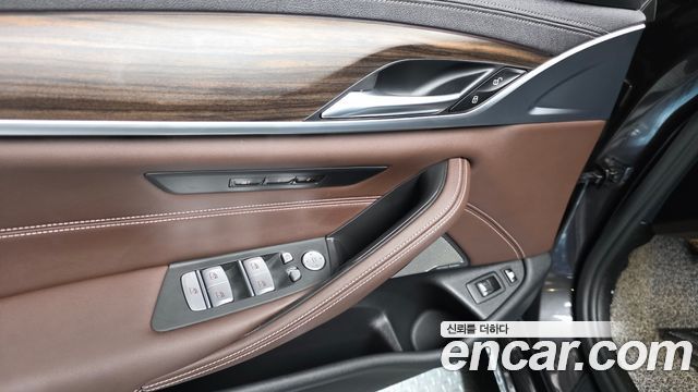 BMW 5 Series (G30) 530e Luxury 2021 — фото 30