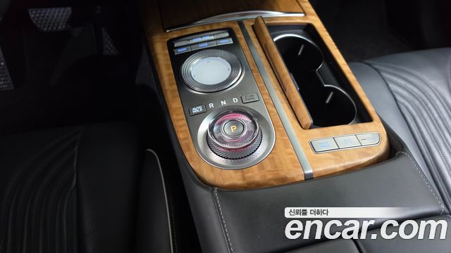 Genesis G80 (RG3) Gasoline 2.5 Turbo AWD 2022 — фото 9