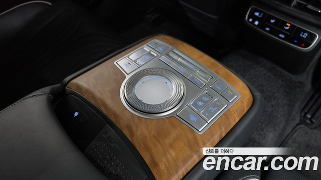 Genesis G80 (RG3) Gasoline 2.5 Turbo AWD 2022 — фото 29