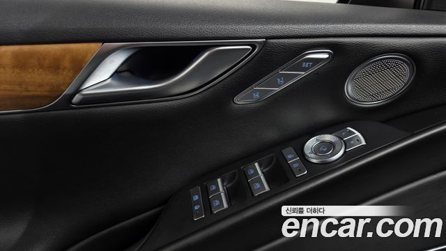 Genesis G80 (RG3) Gasoline 2.5 Turbo AWD 2022 — фото 38