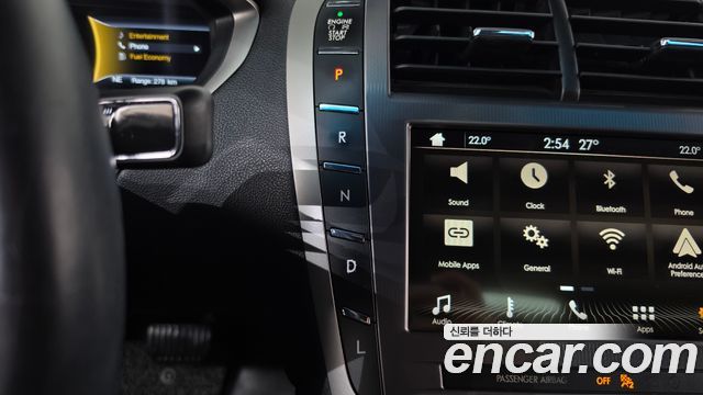 Lincoln MKZ Hybrid 2nd 2017 — фото 9