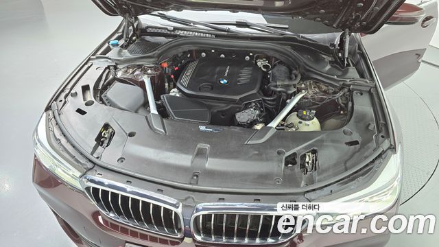 BMW 6 Series GT (G32) 620d Luxury 2020 — фото 6