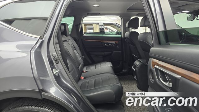 Honda CR-V (V) 2.0 Hybrid Touring 4WD 2022 — фото 11