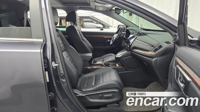 Honda CR-V (V) 2.0 Hybrid Touring 4WD 2022 — фото 26