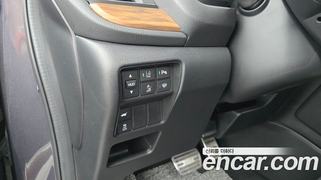 Honda CR-V (V) 2.0 Hybrid Touring 4WD 2022 — фото 28