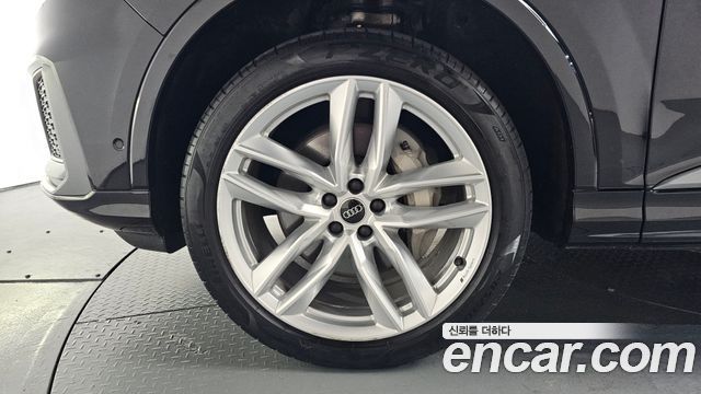 Audi Q7 (4M) 45 TDI Quattro Premium 2023 — фото 5