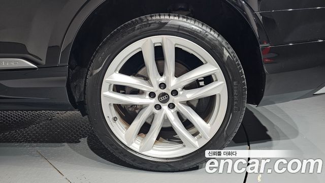 Audi Q7 (4M) 45 TDI Quattro Premium 2023 — фото 21