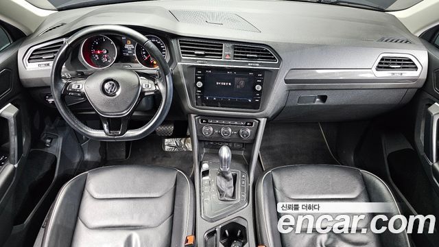 Volkswagen Tiguan (II) 2.0 TDI Premium 2018 — фото 7